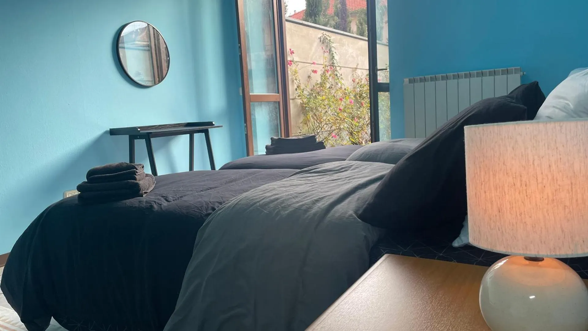 Room Malpensa - Servizio Taxi Mxp 20 Euro Lonate Pozzolo Guest house